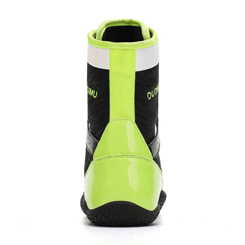 2026 New Professional Fighting - Men'S Shoes Vs Women'S Size avaliação e preço