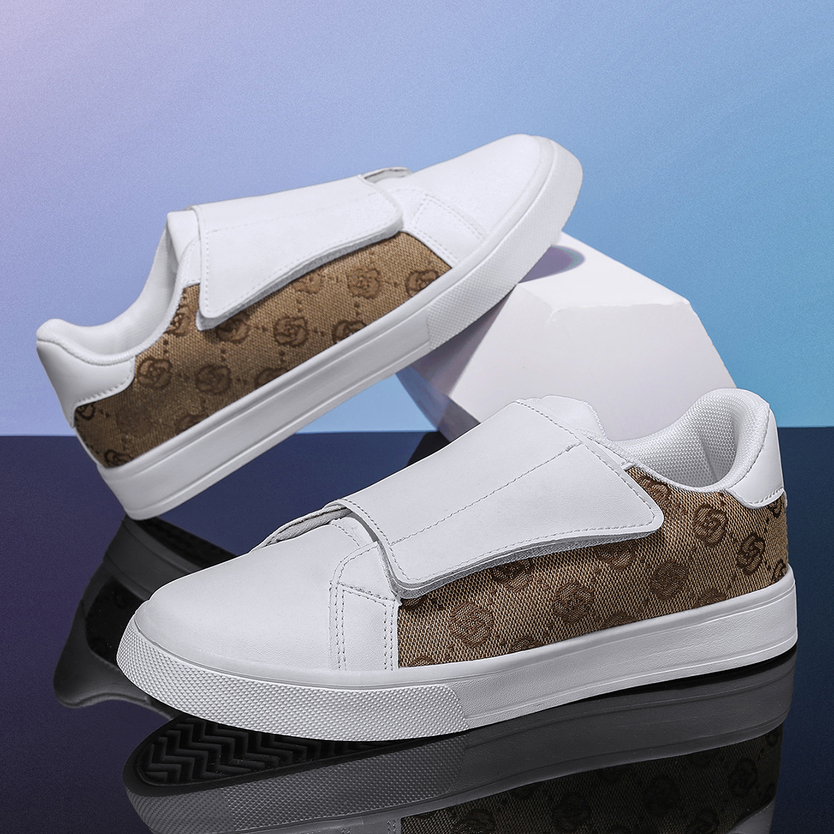 2026 New Men's Vintage Print V - Men Shoes Velcro avaliação e preço