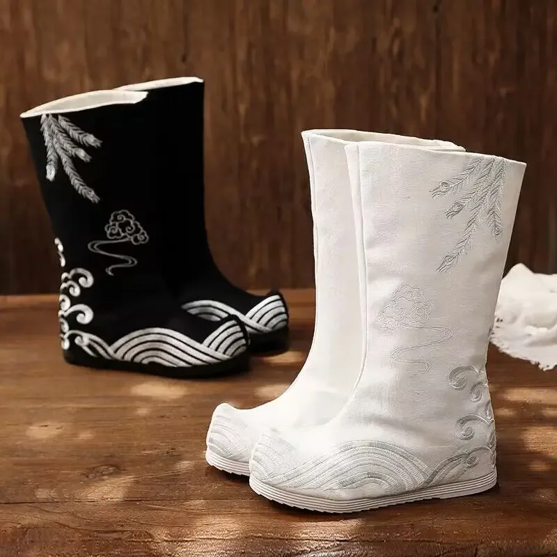 Chinese Hanfu Embroidered Boot - Men Shoes White Colour avaliação e preço