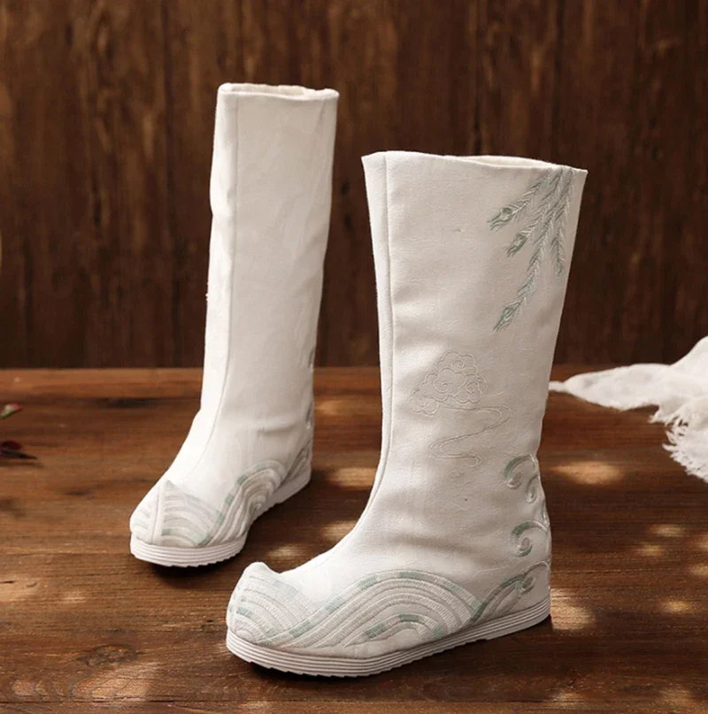 Chinese Hanfu Embroidered Boot - Men Shoes White Colour avaliação e preço